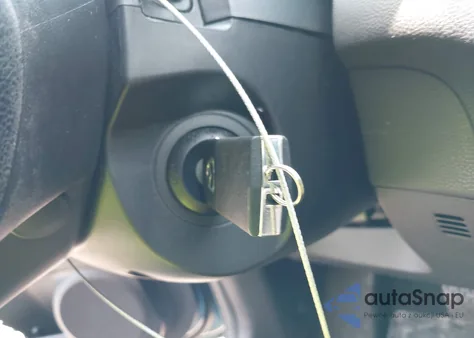 2010 Mazda Mazda3 I Touring из США, поврежденный, VIN JM1BL1SG8A1176838